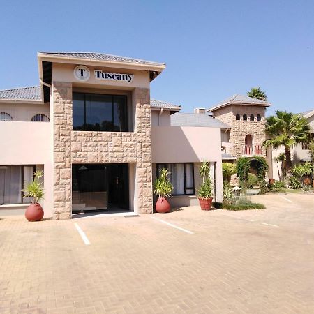 Tuscany Vryburg מראה חיצוני תמונה