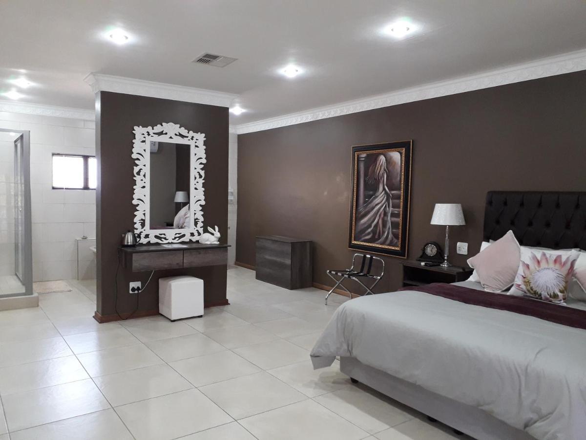 Tuscany Vryburg מראה חיצוני תמונה