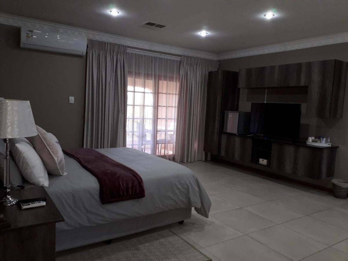 Tuscany Vryburg מראה חיצוני תמונה