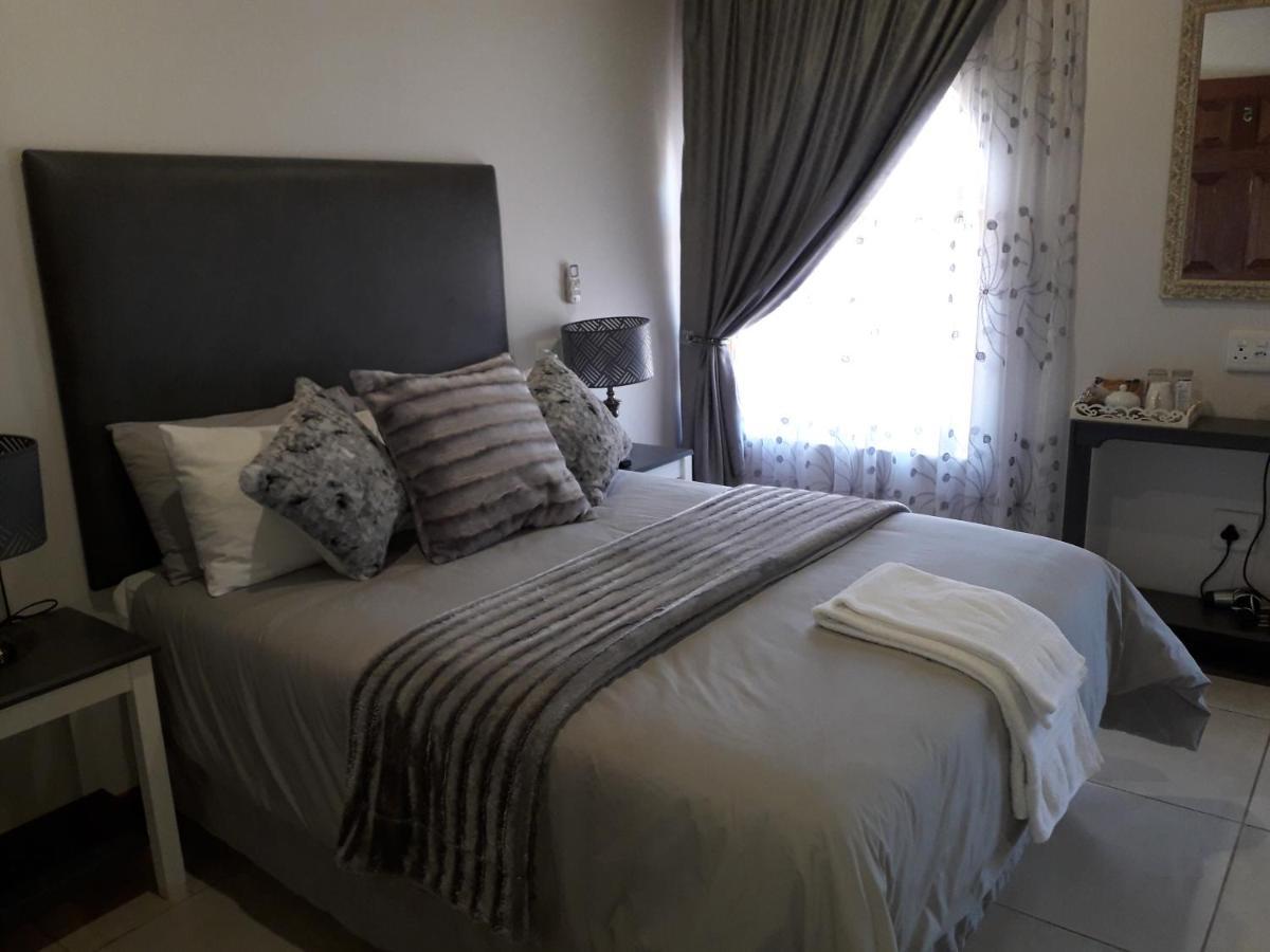 Tuscany Vryburg מראה חיצוני תמונה