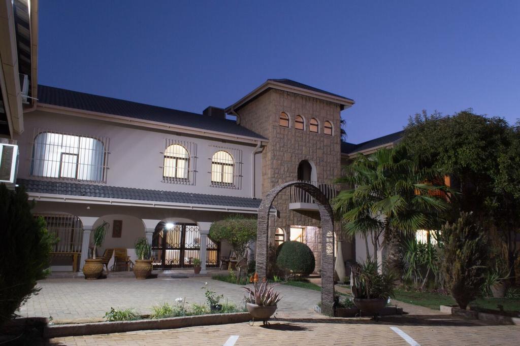 Tuscany Vryburg מראה חיצוני תמונה