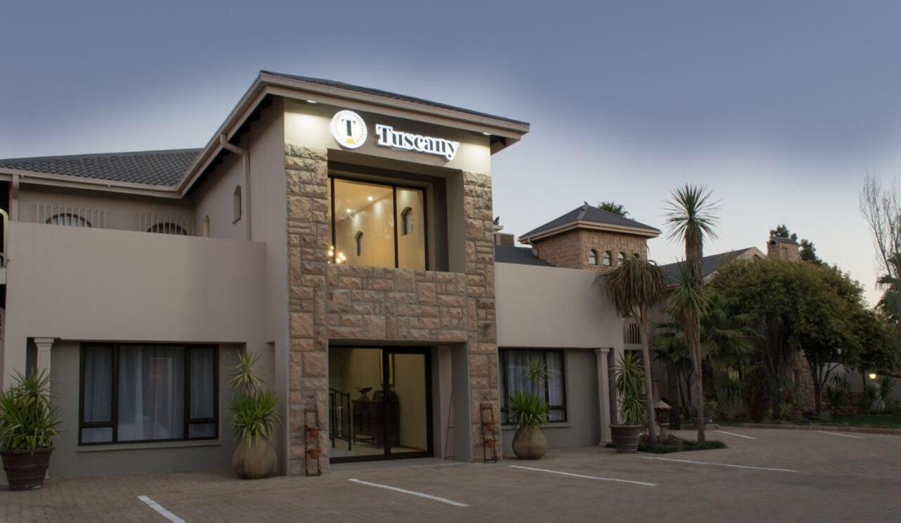 Tuscany Vryburg מראה חיצוני תמונה
